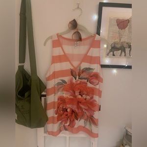 Ellie Top. Beautiful blouse to dress up, or down!